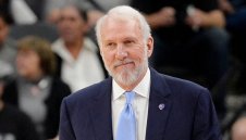 Грег Попович вече е трети по победи в НБА