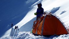 Алпинист от експедицията за Шиша Пангма: Никой не търси Боян Петров!