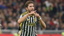 Юве спря победната серия на Рома