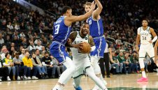 Трилър в НБА! Везенков вкара 4, но Лилард съсипа Сакраменто със сирената