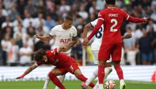 Трилър! Тотнъм удари 9 от Ливърпул с автогол в 96-а минута