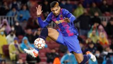 Новият Фиго? Перес мечтае за играч на Барса