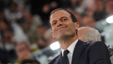 Край на сагата! Никакви Барса и Арсенал, Алегри остава в Юве