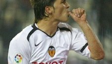 Голмайсторът Виля: Изнесохме истинско зрелище за феновете