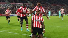 Нападател на Брентфорд е 20 от 20 при дузпите, искат го в Катар