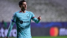 Пропадането на Барса е заради Левандовски