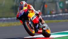 Кейси Стонър с пети Пол-позишън за сезона