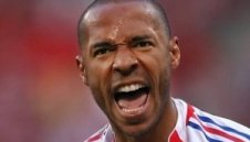 Франция пак не можa да бие