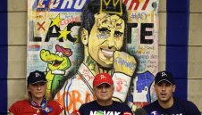 Джокович е революционер, разпънаха го като Христос