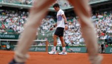 Ноле започна защитата на титлата си с чиста победа