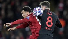 Ман Юнайтед изкушава Саул с двойна заплата