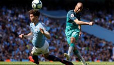 Надежда за Ливърпул? Ас на "гражданите" трепери от Бърнли