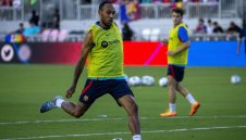 Челси и Барса на среща за Оба днес