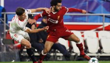 Ливърпул и Севиля не се победиха в голов трилър + ВИДЕО