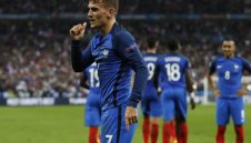 Франция с три варианта за партньор на Гризман