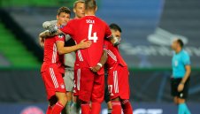 Байерн е машина за рекорди в Шампионска лига