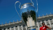 Финалът в Шампионска лига: Скъп и опасен + ВИДЕО