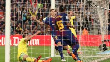 Френски бек сменя пейките през лятото