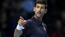 Трудна победа прати Ноле на 1/2-финал в Лондон