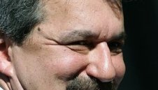 Нови плакати срещу Батков