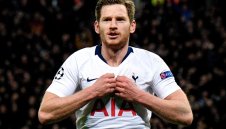 Обраха дома на звезда от Висшата лига, семейството му заплашено с ножове