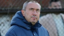 Мъри продължава да притиска Левски за "дясна ръка"