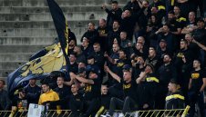 Бултрасите скочиха: "Жената Тренчев" ни ощети, бутат Левски 