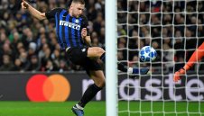 Интер и Шкриняр си стиснаха ръцете за нов договор, словакът преподписва