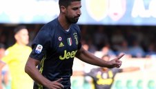 Ювентус продава Кедира на Уувс