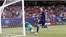 ПСЖ с трофей след бой над Юнайтед + ВИДЕО