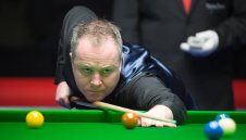 Джон Хигинс с ударно начало в Йорк