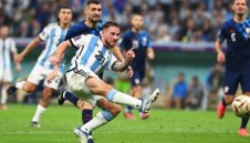 Ливърпул и Челси в битка за световен шампион с Аржентина