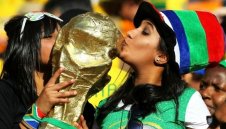 1581 артисти откриха Световното