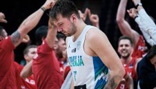 Дончич пое вината за загубата, поляк влезе в историята