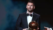 Меси се преклони пред Марадона след триумфа: Това е и за теб!