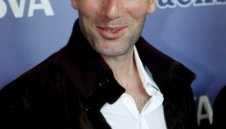 Зидан нападна Доменек