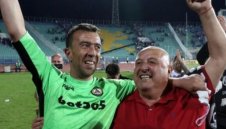 Уникално: Гошо Петков продължава да чупи рекорди - игра в родния елит на 45 години