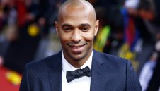 Тиери Анри скастри сър Алекс 