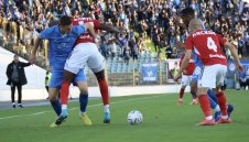 Позлатяват халф на Левски 