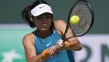 Ема Радукану отпадна в Калифорния