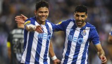 Най-дългите серии без загуба във футбола