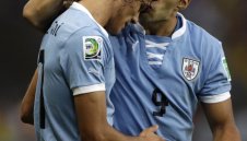 Кавани: Имаме здравословна конкуренция със Суарес