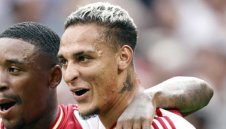 Самба в Манчестър! Юнайтед показа Антони + СНИМКИ