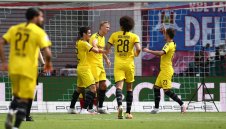 Халанд закла "биковете" в битката за среброто