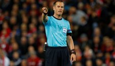 Свирката на непознато "лале" стряска Барса