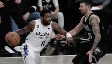 Кайри се завърна за Мрежите, Езерняците с 3 победи поред след 10 месеца