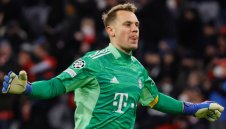 Рекорд! Нойер пак сложи Кан в малкия си джоб