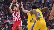 Отново солиден Везенков, Олимпиакос надви ПАО в Евролигата