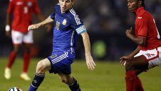 Аржентина писа тройка на Тринидат и Тобаго