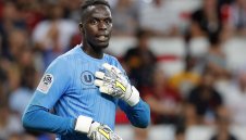 Челси се договори с Рен за вратаря Менди